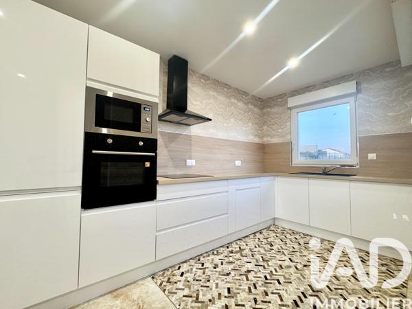 Maison à vendre 5 pièces 82 m² Prix-lès-Mézières