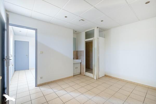 Maison 236 700 € Saint-Priest 3 p 73 m² DPE D