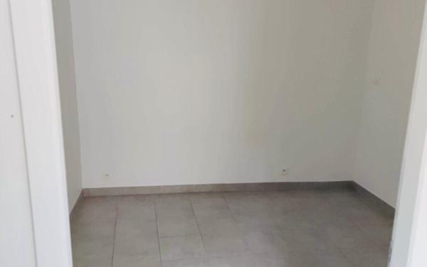 Appartement à vendre    4 pièces • 156 m2 Anduze