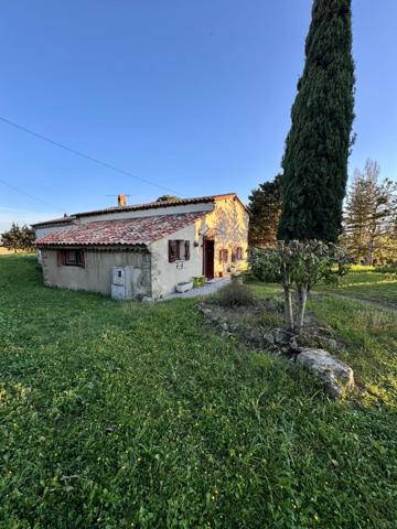 Maison de campagne sans vis à vis avec grand terrain