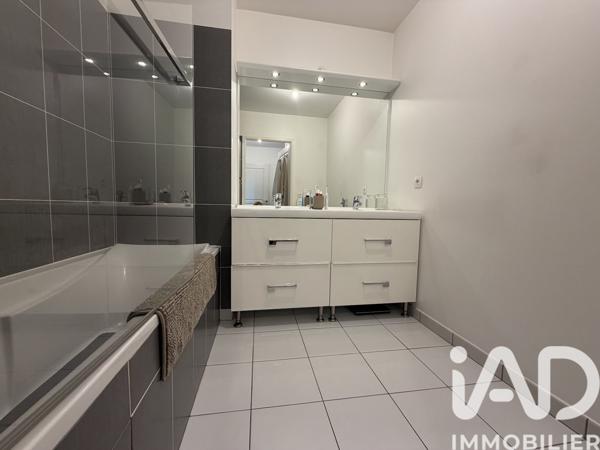 Appartement à vendre 3 pièces 70 m² Saint-Pierre-du-Perray