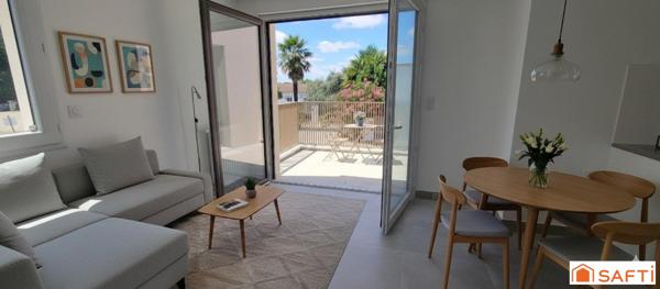 APPARTEMENT AVEC DOUBLE EXPOSITION