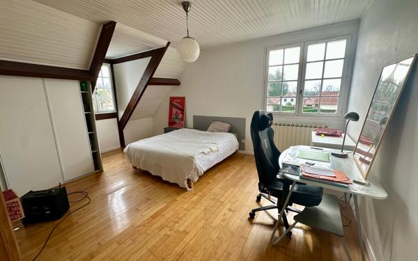 Maison à vendre    6 pièces • 183 m2 Morlaàs