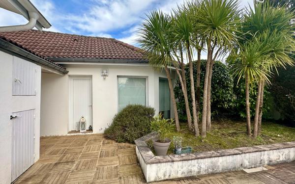 Maison à vendre    6 pièces • 183 m2 Morlaàs