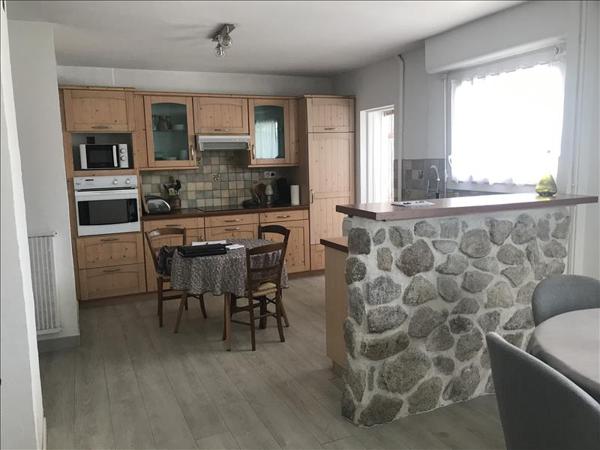 Appartement à vendre |  Ussel |  3 pièces | 75 m²
