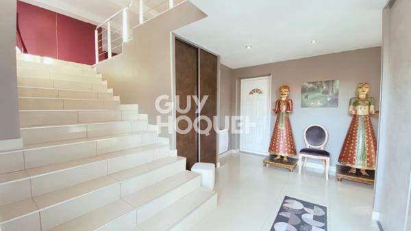 ELNE : maison F6 (310 m²) à vendre