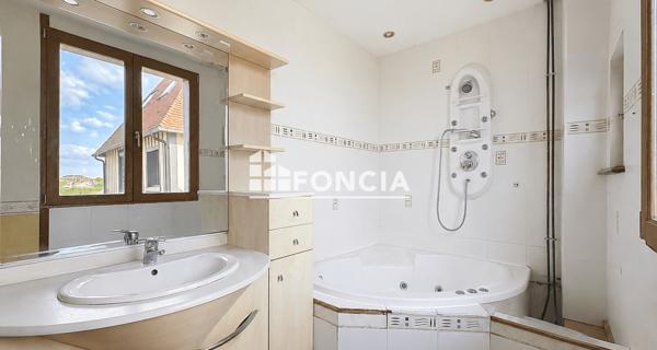 À vendre Maison 7 pièces 182 m² - Blonville-sur-mer 14910
