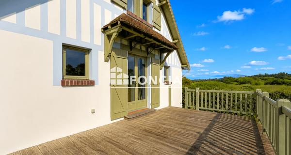 À vendre Maison 7 pièces 182 m² - Blonville-sur-mer 14910