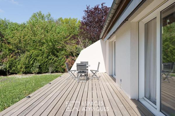 Maison d’architecte rénovée et son jardin aux portes de Nancy