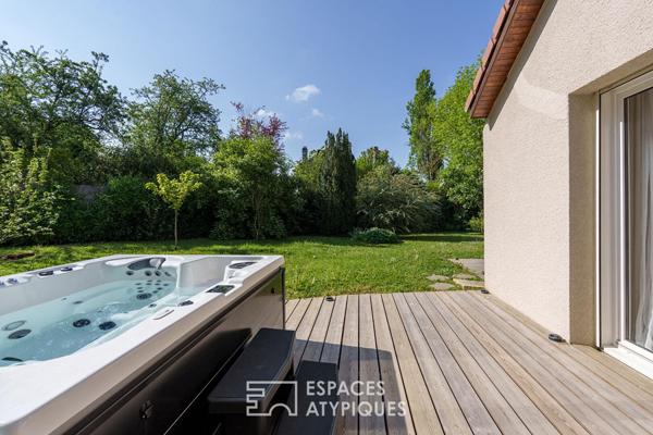 Maison d’architecte rénovée et son jardin aux portes de Nancy