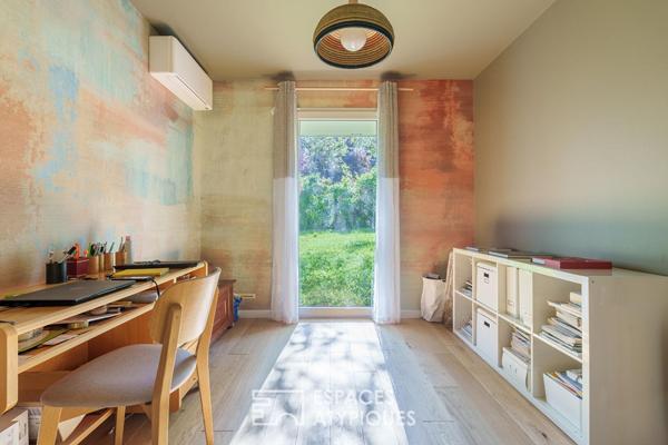Maison d’architecte rénovée et son jardin aux portes de Nancy
