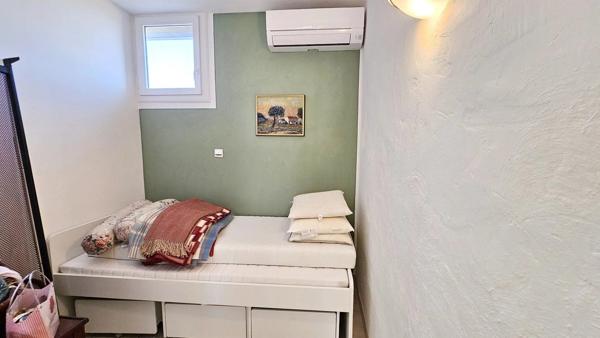 Maison de ville avec garage et terrasse