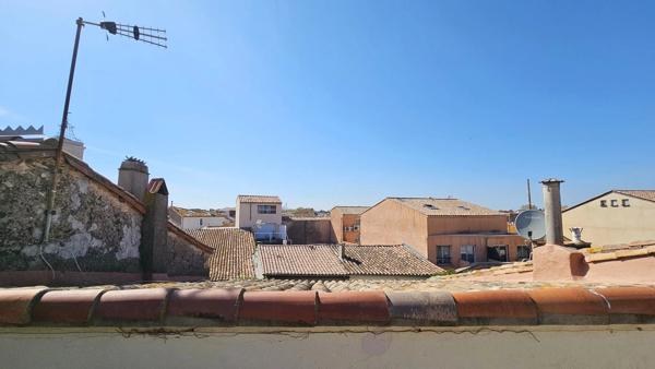 Maison de ville avec garage et terrasse