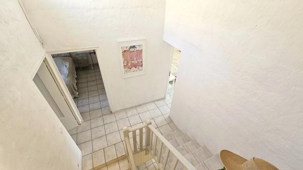 Maison de ville avec garage et terrasse