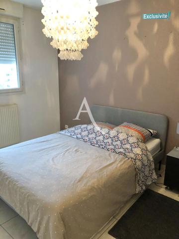 QUARTIER PORT-MARIANNE - TRES BEAU T3 MEUBLÉ CLIMATISÉ DE 72 M2, AU 6E ETAGE, AVEC TERRASSE ET PARKING EN SOUS-SOL