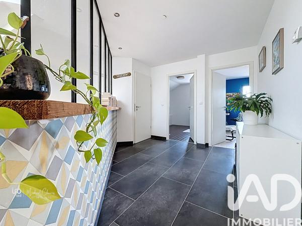 Maison à vendre 6 pièces 159 m² Pers-Jussy