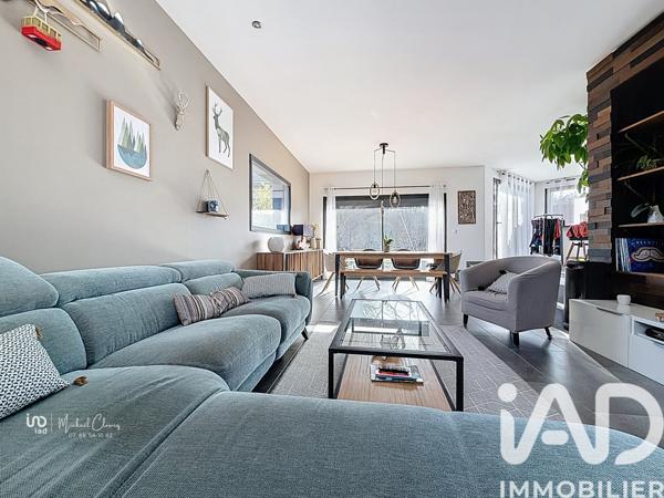 Maison à vendre 6 pièces 159 m² Pers-Jussy