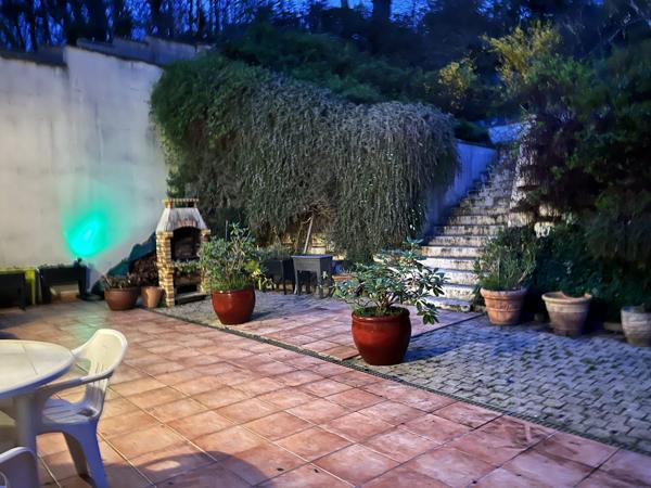 Maison confidentielle en forêt privée – Une signature rare entre nature souveraine et élégance absolue