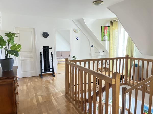Maison confidentielle en forêt privée – Une signature rare entre nature souveraine et élégance absolue