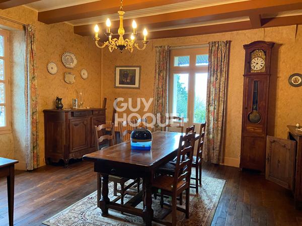 Cahors, charmante propriété familiale atypique avec magnifique parc.