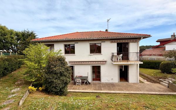 Maison à vendre    5 pièces •  Anglet
