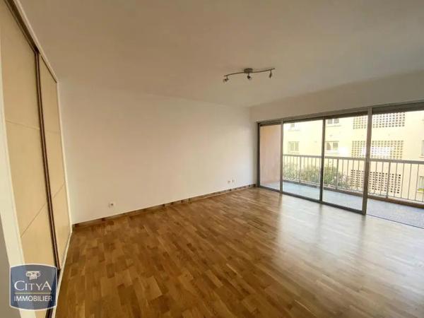 Appartement à louer 1 pièce 32.2m² Antibes (06600)