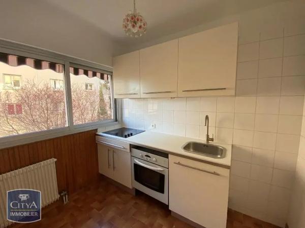 Appartement à louer 1 pièce 32.2m² Antibes (06600)