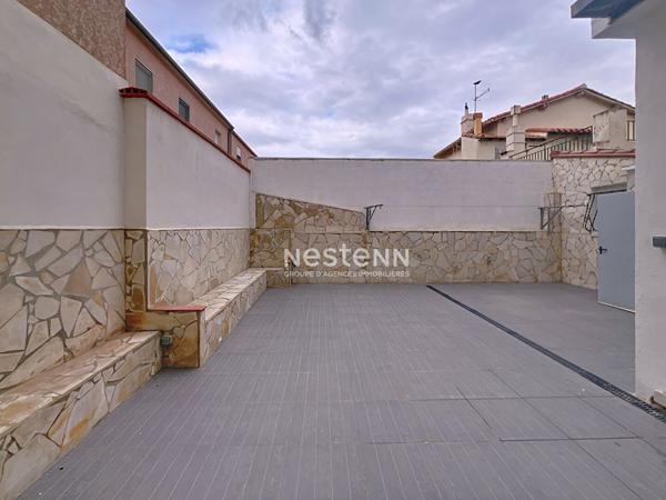 Immeuble Perpignan 10 pièces, terrasses, balcon et garage.