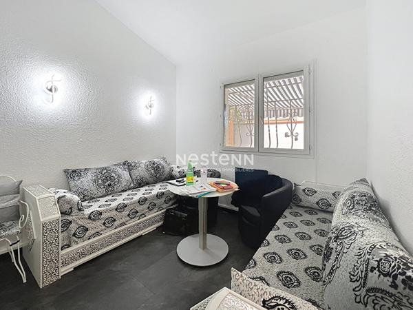 Immeuble Perpignan 10 pièces, terrasses, balcon et garage.