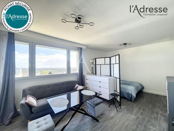 SURESNES/ Maréchal de Lattre de Tassigny - Vue Paris - Appartement Studio / 2 pièces 36m² - 1 Cave - 1 BOX