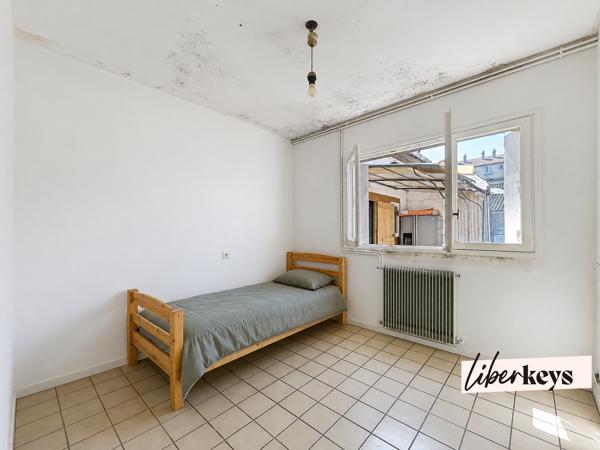 Maison de plain-pied 4 chambres avec grand garage – Orléans (45000)