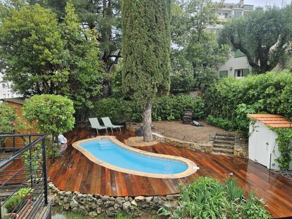 Villa individuelle avec piscine à vendre – Cannes centre, à 5 minutes de la Banane