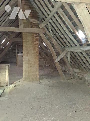 ETAVES ET BOCQUIAUX - PLAIN PIED A RENOVER