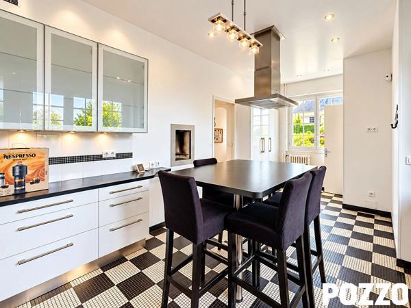 A Vendre - Avranches - Maison 8 pièce(s) 256 m² AVRANCHES