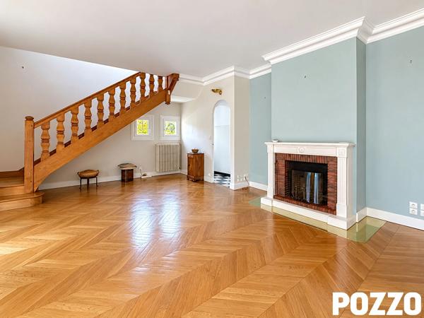 A Vendre - Avranches - Maison 8 pièce(s) 256 m² AVRANCHES