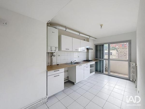 Location appartement 4 pièces 81 m² Marseille 7