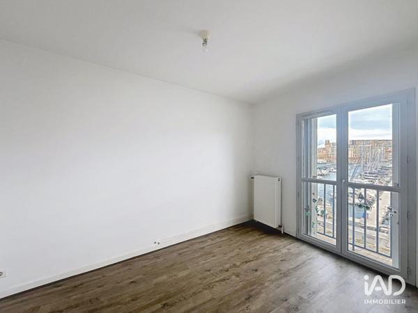 Location appartement 4 pièces 81 m² Marseille 7