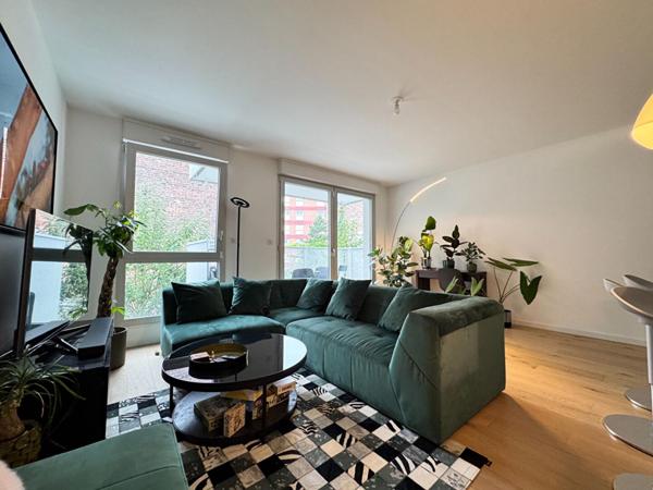 A VENDRE : T3 à LILLE • • 349 000 € FAI • Réf. 2107