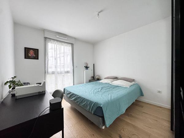 A VENDRE : T3 à LILLE • • 349 000 € FAI • Réf. 2107