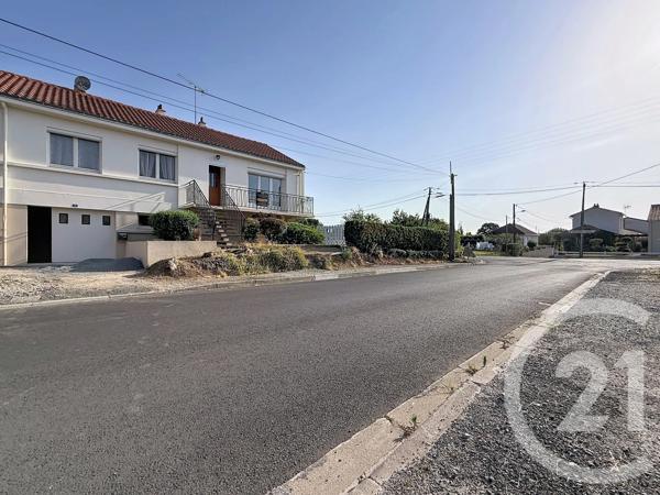Maison à vendre  5 pièces - 78,31 m 2   OREE D ANJOU  - 49