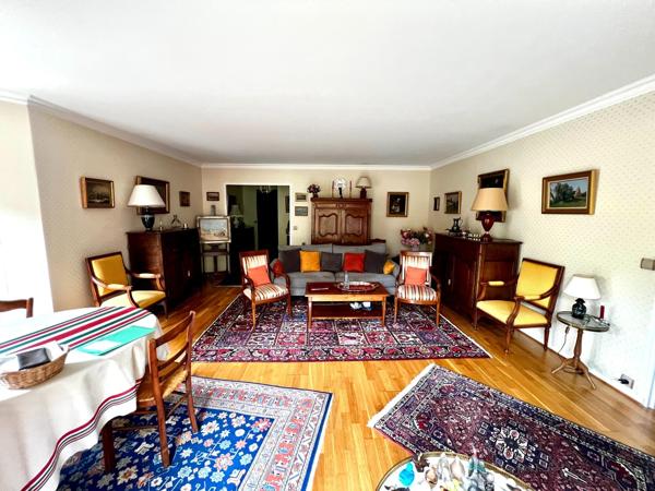 Appartement à LE CHESNAY, 78150 - 5 pièces 128m²