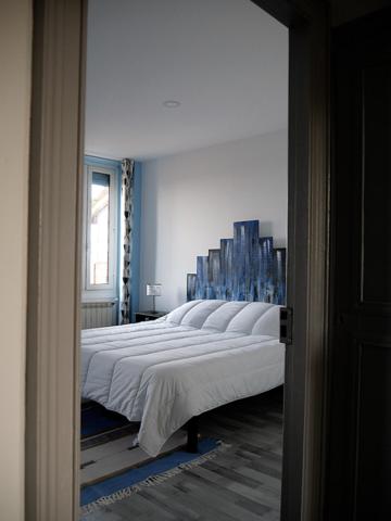 Maison de ville T6 avec garage et piscine