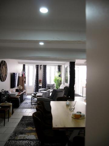 Maison de ville T6 avec garage et piscine