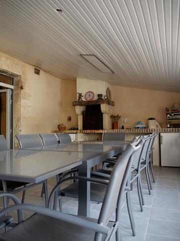 Maison de ville T6 avec garage et piscine