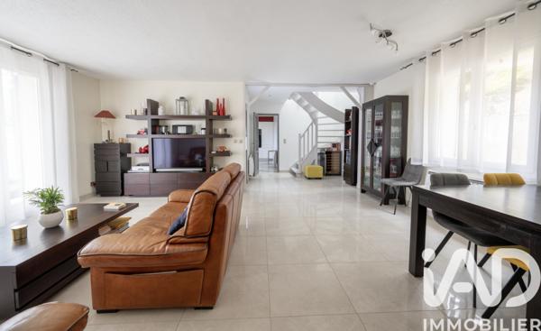 Maison à vendre 6 pièces 136 m² Villenoy