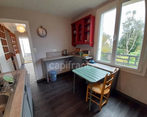Maison à vendre 4 pièces QUIMPER (29)-83 m2 surface habitable - 3 chambres - avec sous-sol- 1 garage indépendant- jardin- terrasse - Parcelle de 436m2-