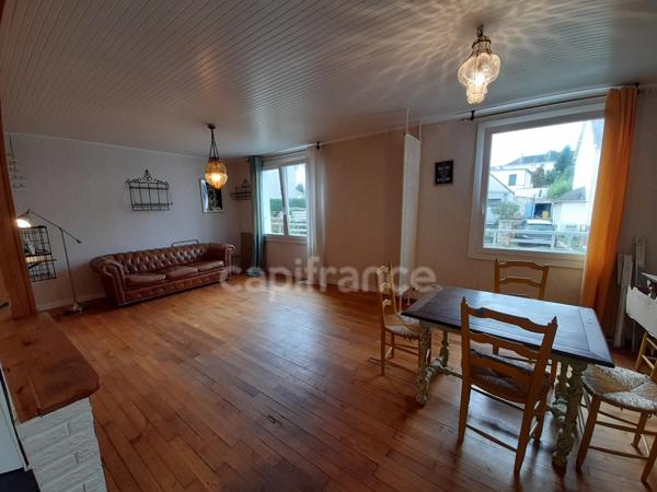 Maison à vendre 4 pièces QUIMPER (29)-83 m2 surface habitable - 3 chambres - avec sous-sol- 1 garage indépendant- jardin- terrasse - Parcelle de 436m2-