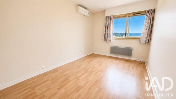 Appartement à vendre 4 pièces 104 m² Mandelieu-la-Napoule