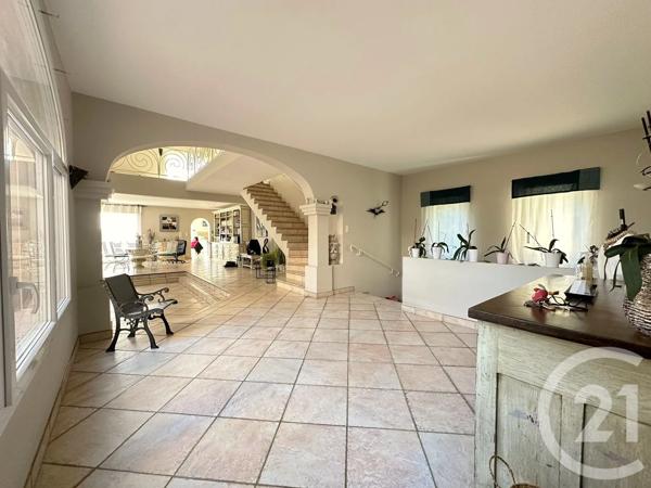 Maison à vendre  7 pièces - 420 m 2   FRONTIGNAN  - 34