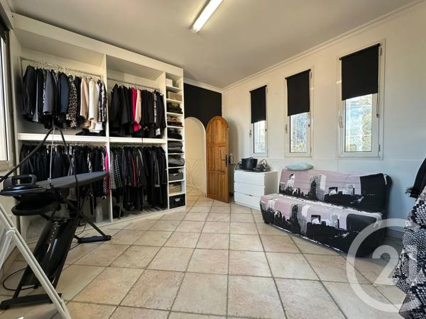 Maison à vendre  7 pièces - 420 m 2   FRONTIGNAN  - 34